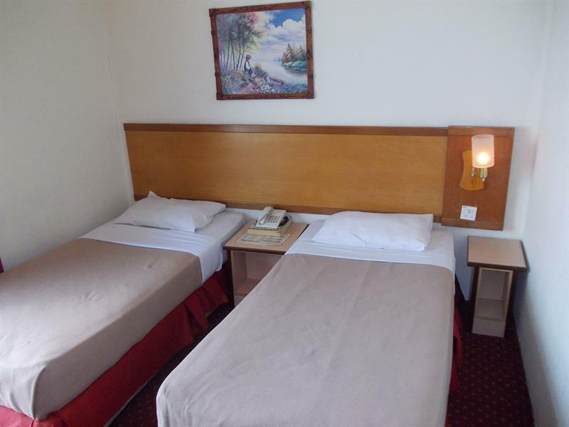Hotel Sri Sutra - Sungai Buloh Петалинг-Джая Экстерьер фото